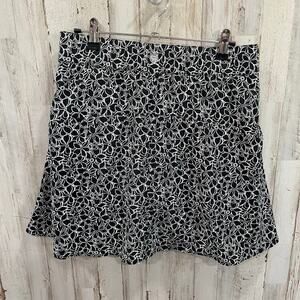 T By Talbots Black Floral Aline Flirty Skort Tennis Pickleball Preppy Small